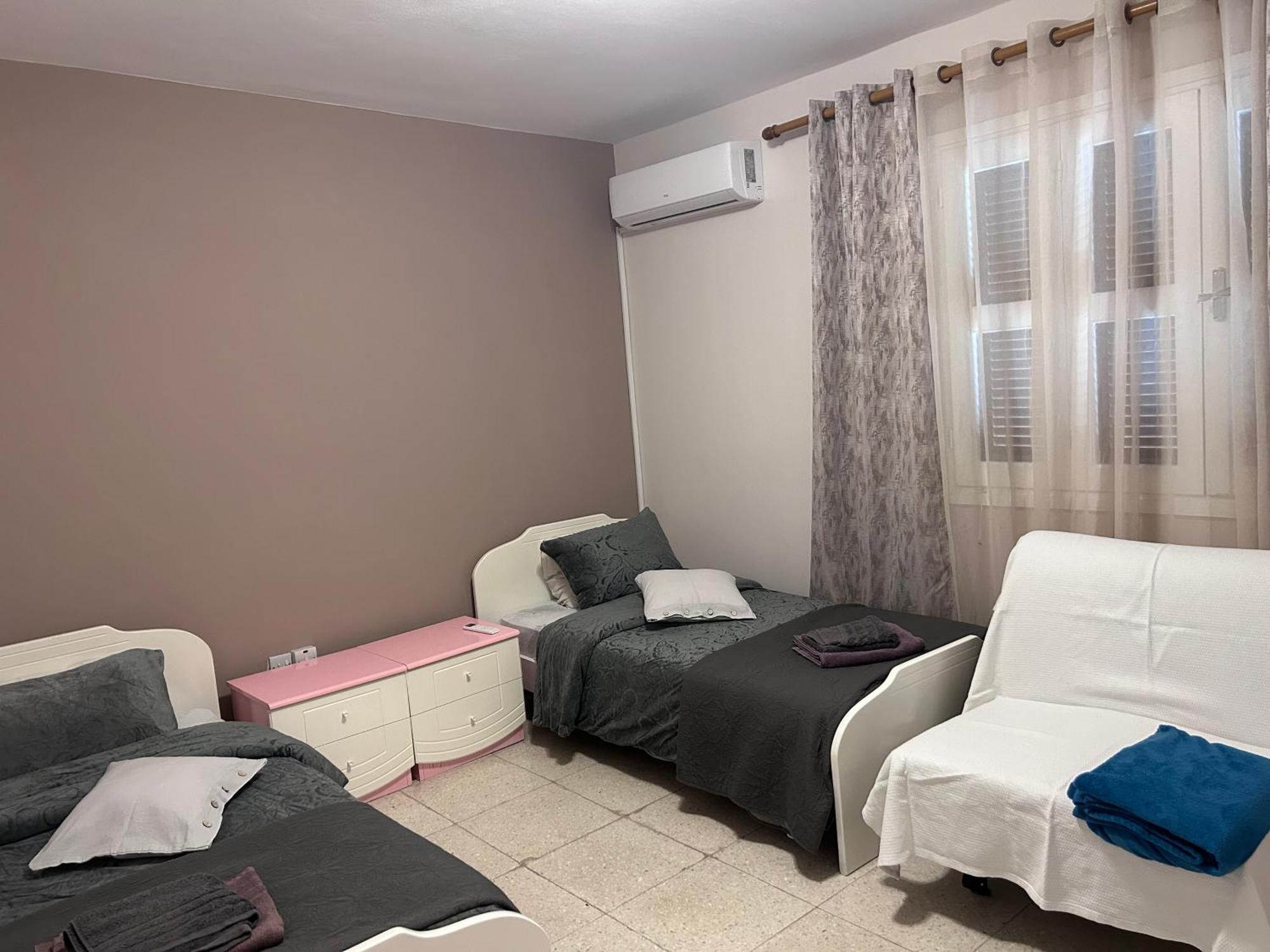 Ptolemaidos Cosy Family Apartment Ларнака Экстерьер фото
